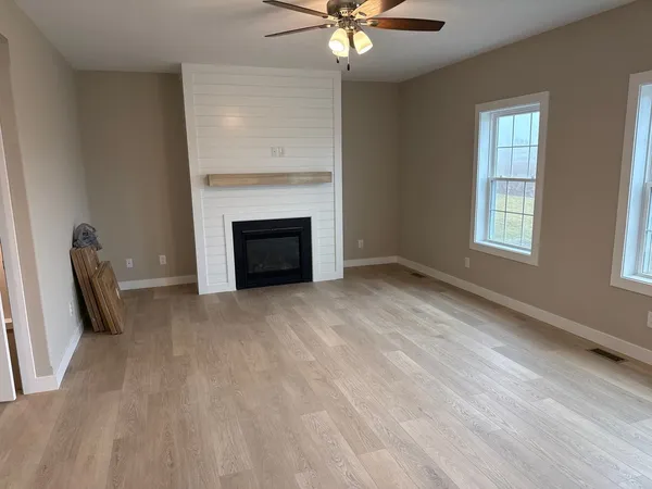 $399,900 | 1411 Warwick Drive, Savoy, IL 61874