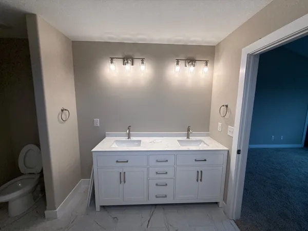 $399,900 | 1411 Warwick Drive, Savoy, IL 61874