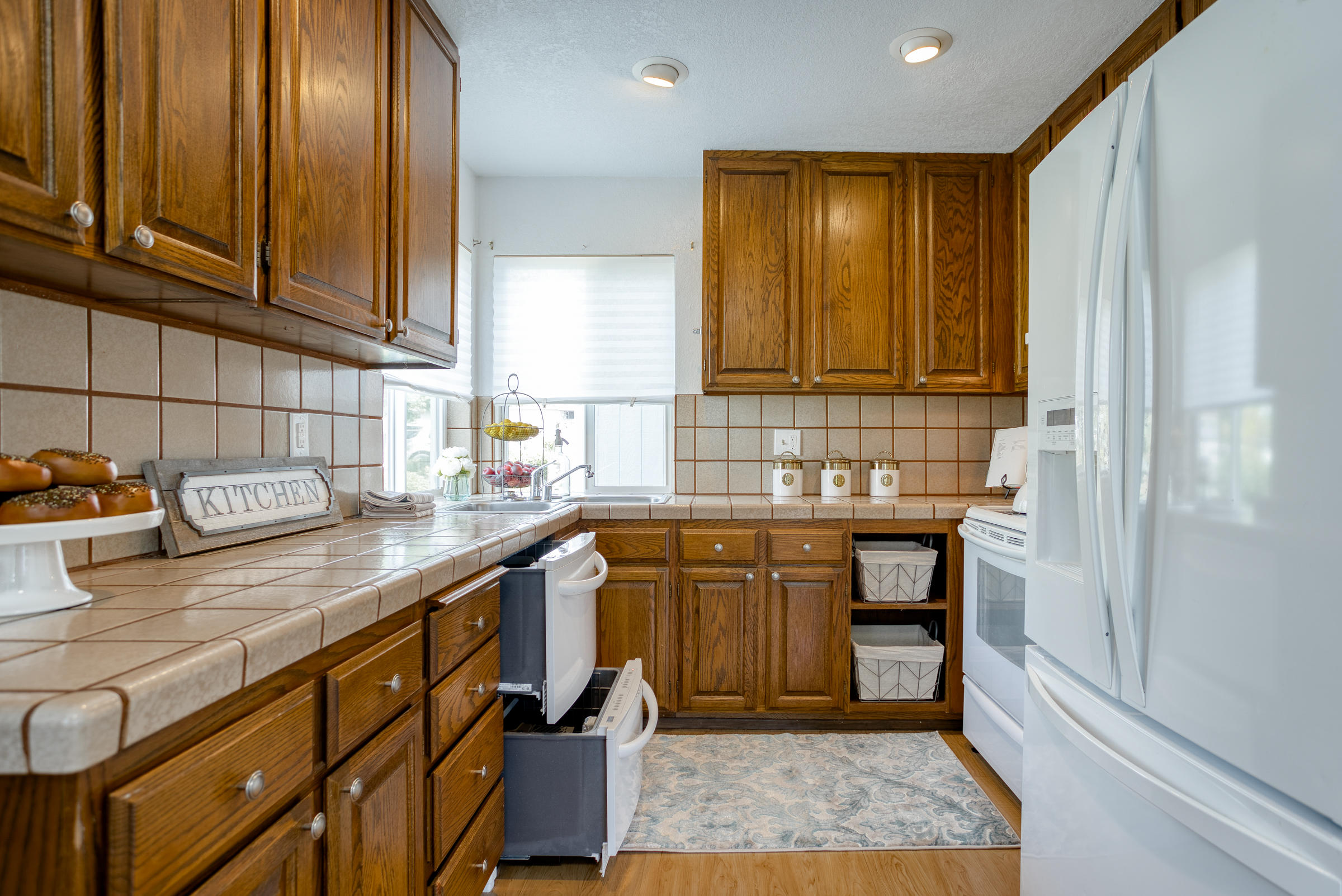 410 Ridgecrest Trail, Unit 126 Redding, CA 96003 - Photo 21 of 50 Dishwasher has drawers!