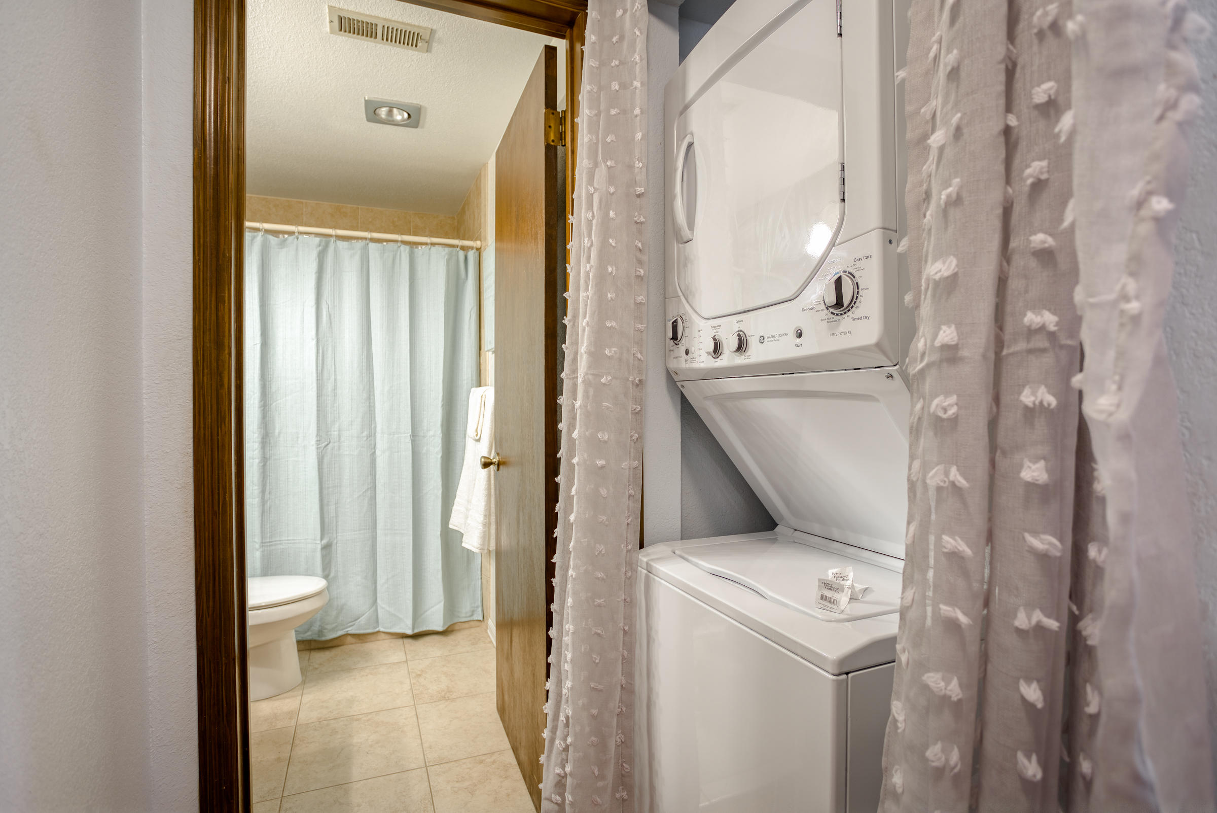 410 Ridgecrest Trail, Unit 126 Redding, CA 96003 - Photo 9 of 50 Washer/Dryer Included!