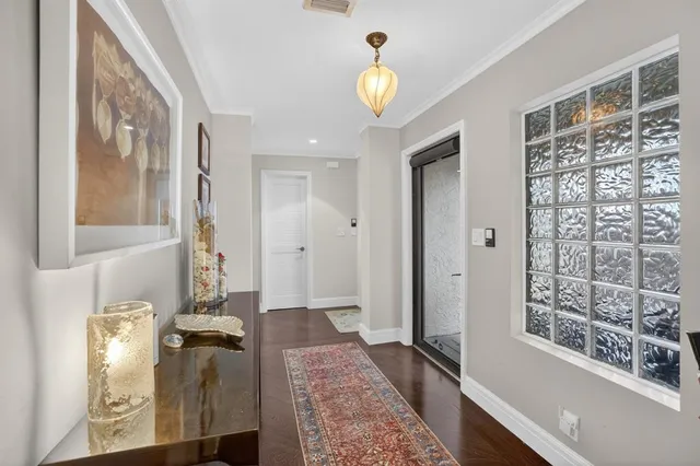 $8,500 | 210 Washingtonia Avenue, Lauderdale-by-the-Sea, FL 33308