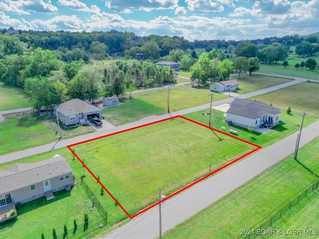 $42,000 | 28-29 Screech Owl Circle, Camdenton, MO 65020