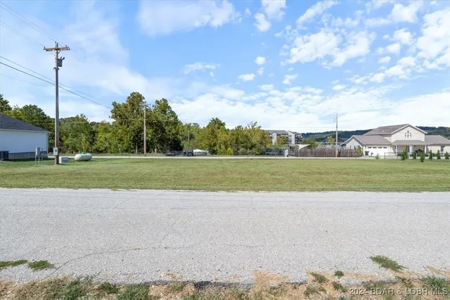 $42,000 | 28-29 Screech Owl Circle, Camdenton, MO 65020