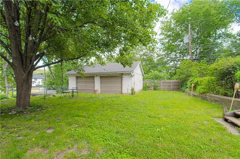 $579,000 | 4215 Oak Street, Kansas City, MO 64111