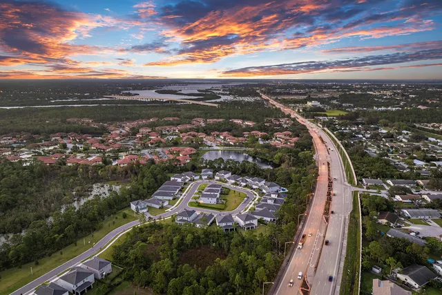 $695,000 | 200 Southwest Pomeroy Street, Stuart, FL 34997