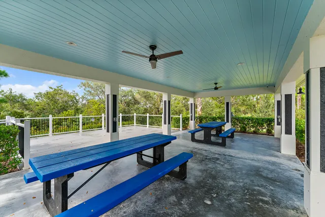 $695,000 | 200 Southwest Pomeroy Street, Stuart, FL 34997
