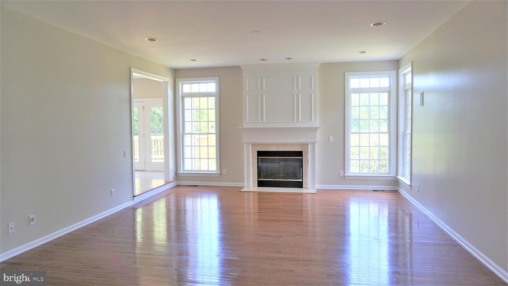 537 Morgan Drive Mickleton, NJ 08056 - Photo 9 of 31 Gallery Image 9