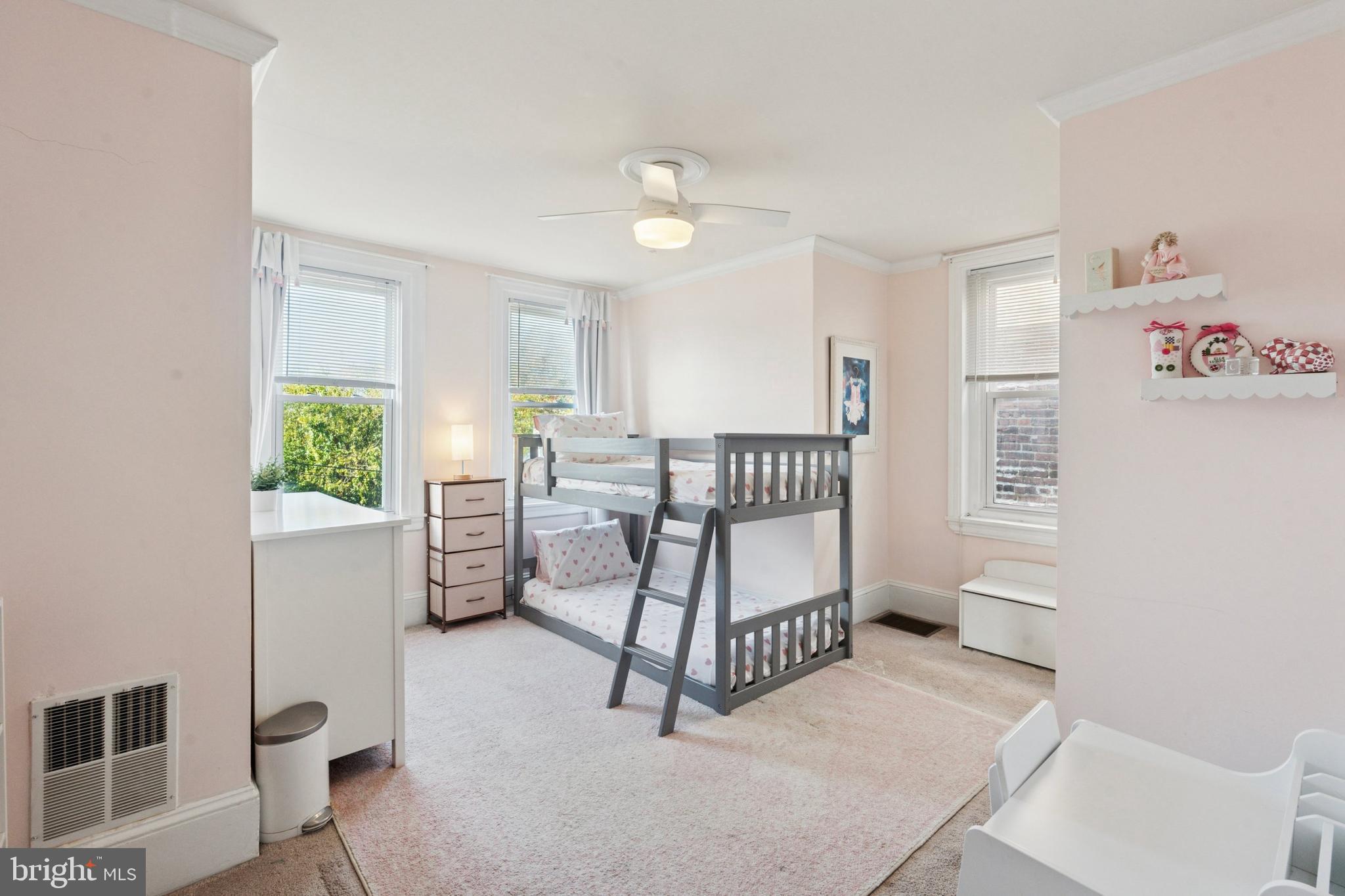 3404 Henry Avenue Philadelphia, PA 19129 - Photo 12 of 25