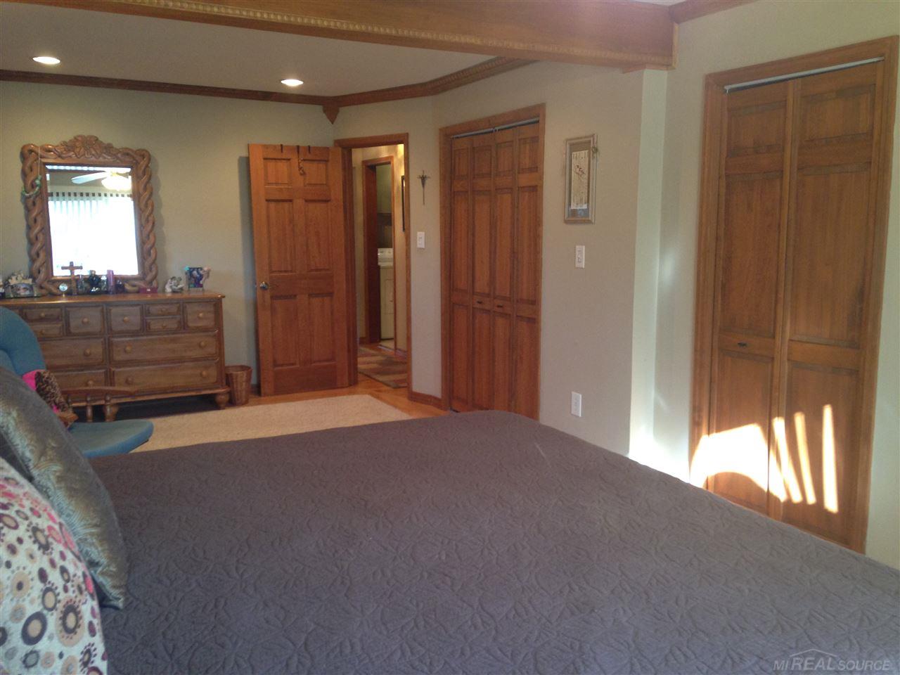 9381 Nook Road Algonac, MI 48001 - Photo 13 of 22
