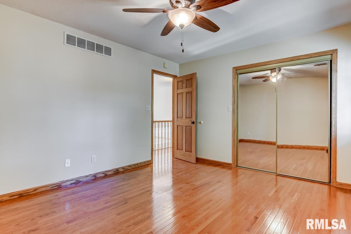 6409 Willow Springs Road Springfield, IL 62712 - Photo 29 of 46