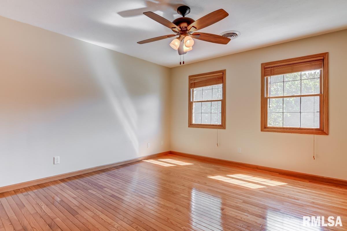 6409 Willow Springs Road Springfield, IL 62712 - Photo 31 of 46