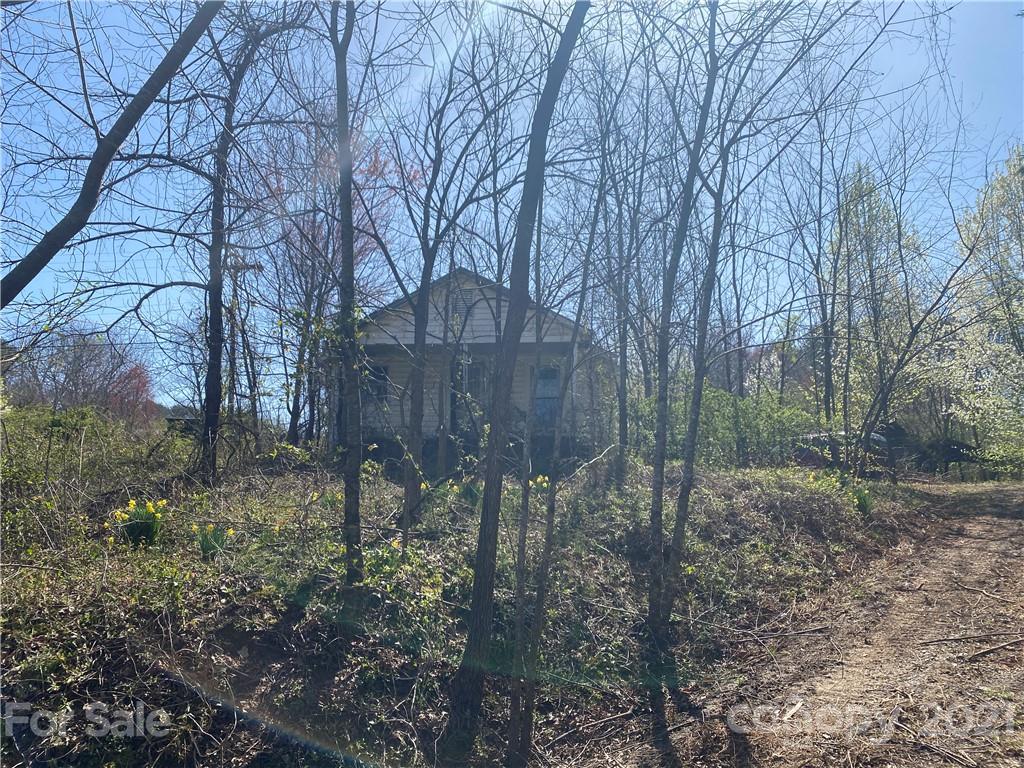 3941 Miller Bridge Road Hickory, NC 28602 - Photo 5 of 45 Gallery Image 5