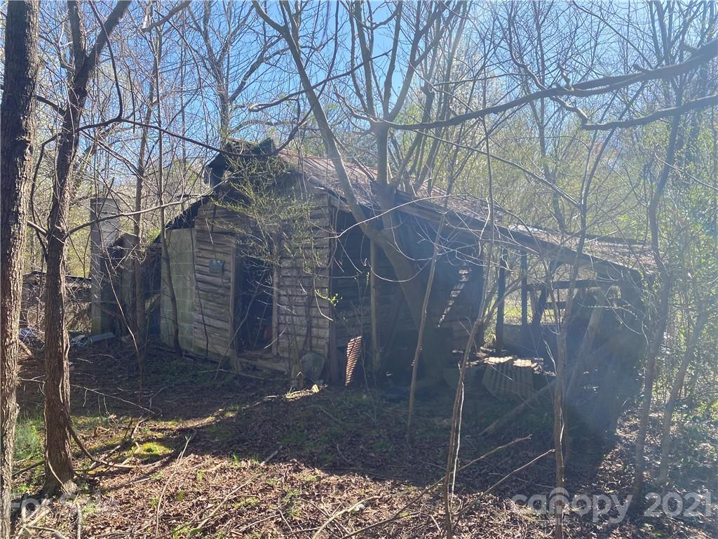 3941 Miller Bridge Road Hickory, NC 28602 - Photo 7 of 45 Gallery Image 7