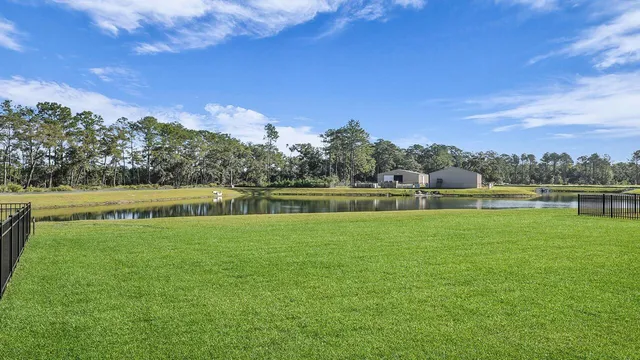 $384,900 | 2303 Macallan Boulevard, Ravenel, SC 29470