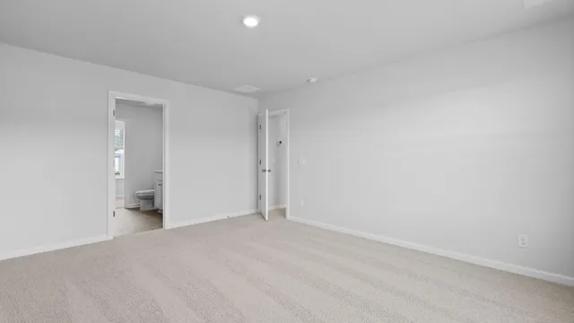 $384,900 | 2303 Macallan Boulevard, Ravenel, SC 29470