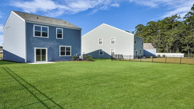 $384,900 | 2303 Macallan Boulevard, Ravenel, SC 29470