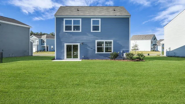 $384,900 | 2303 Macallan Boulevard, Ravenel, SC 29470