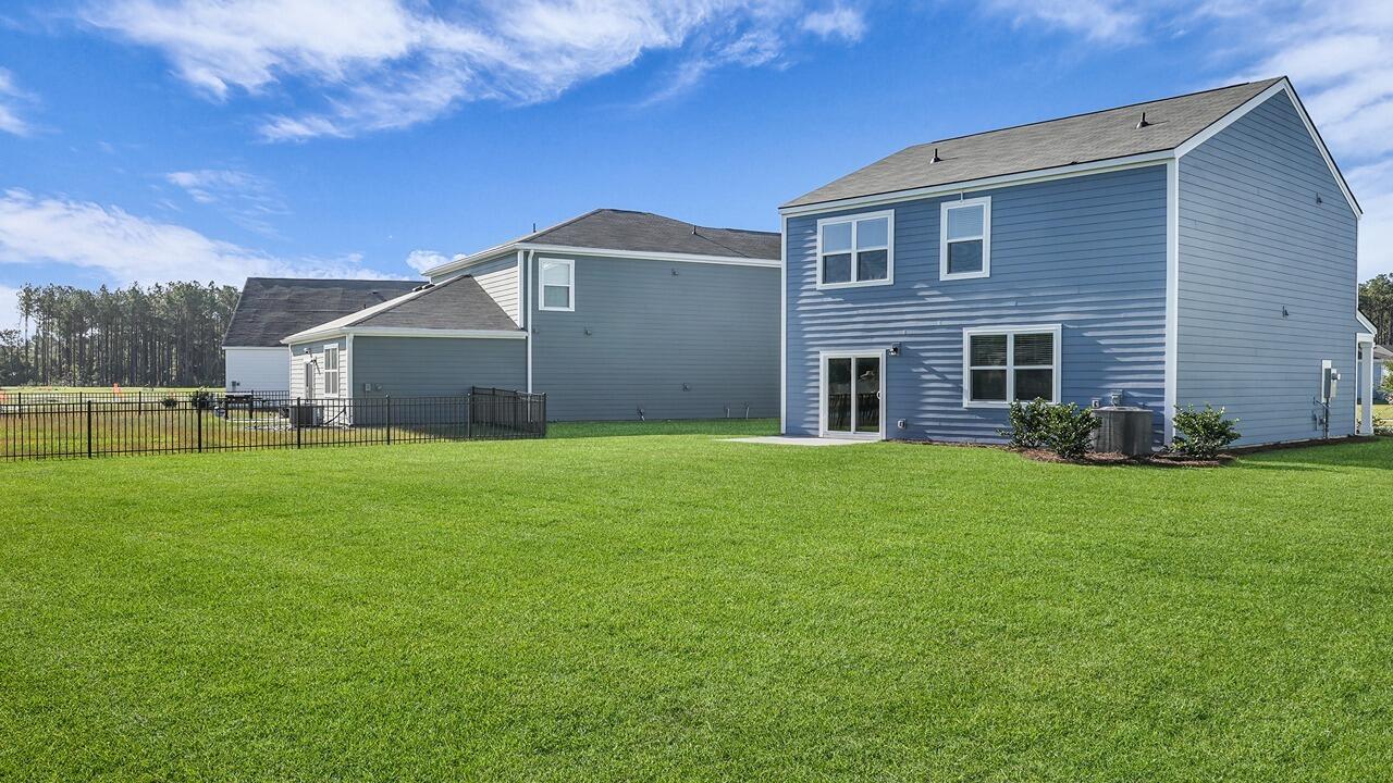 2303 Macallan Boulevard Ravenel, SC 29470 - Photo 37 of 40 22_ecp04228-1