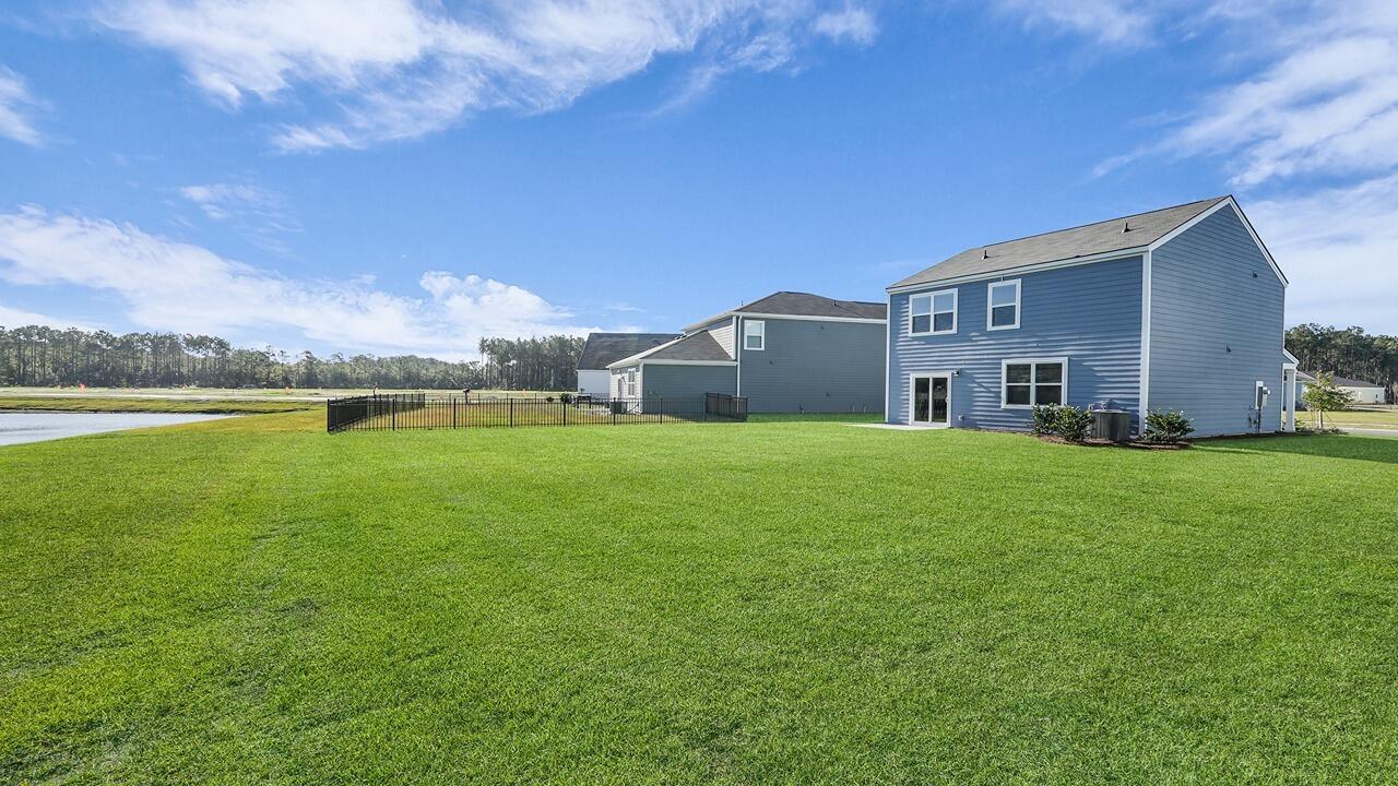 2303 Macallan Boulevard Ravenel, SC 29470 - Photo 38 of 40 25_ecp04223-1