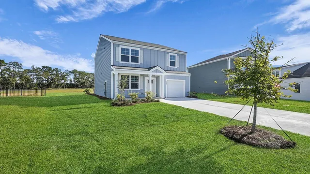 $384,900 | 2303 Macallan Boulevard, Ravenel, SC 29470