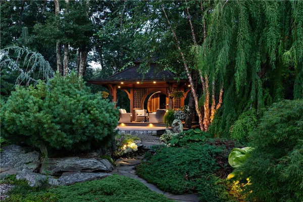 $11,500,000 | 42 Thornton Way, North Kingstown, RI 02852