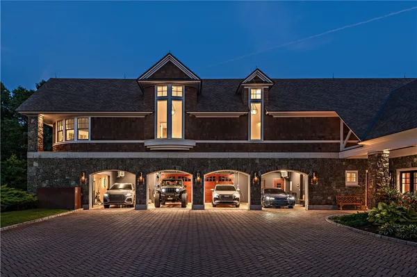 $11,500,000 | 42 Thornton Way, North Kingstown, RI 02852