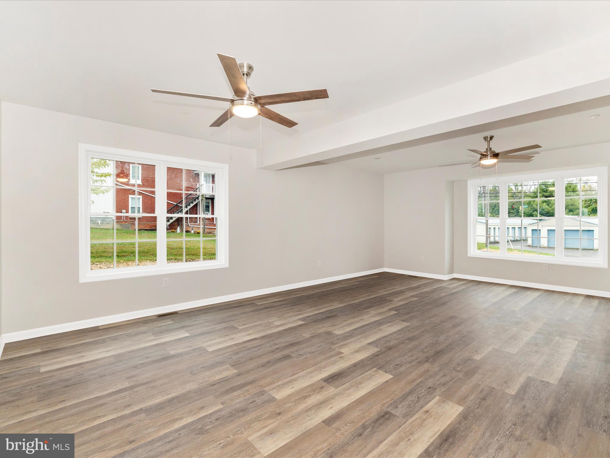 22420 Old Georgetown Road Smithsburg, MD 21783 - Photo 11 of 47 Dining Area
