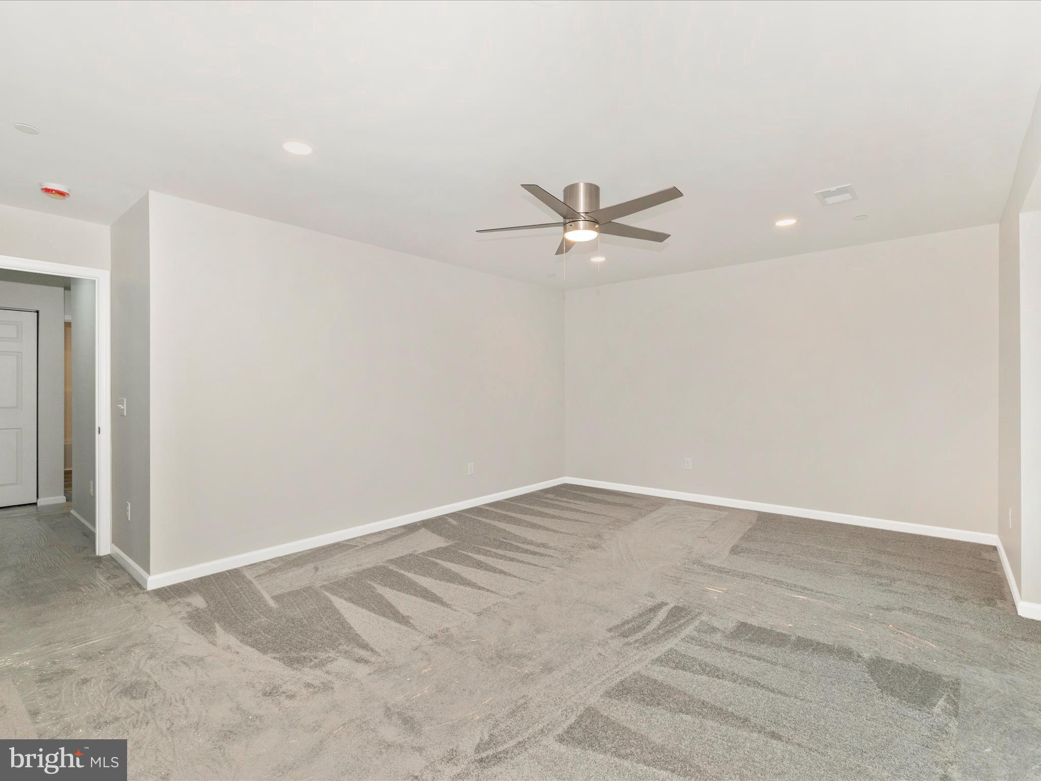 22420 Old Georgetown Road Smithsburg, MD 21783 - Photo 24 of 47 Primary Bedroom