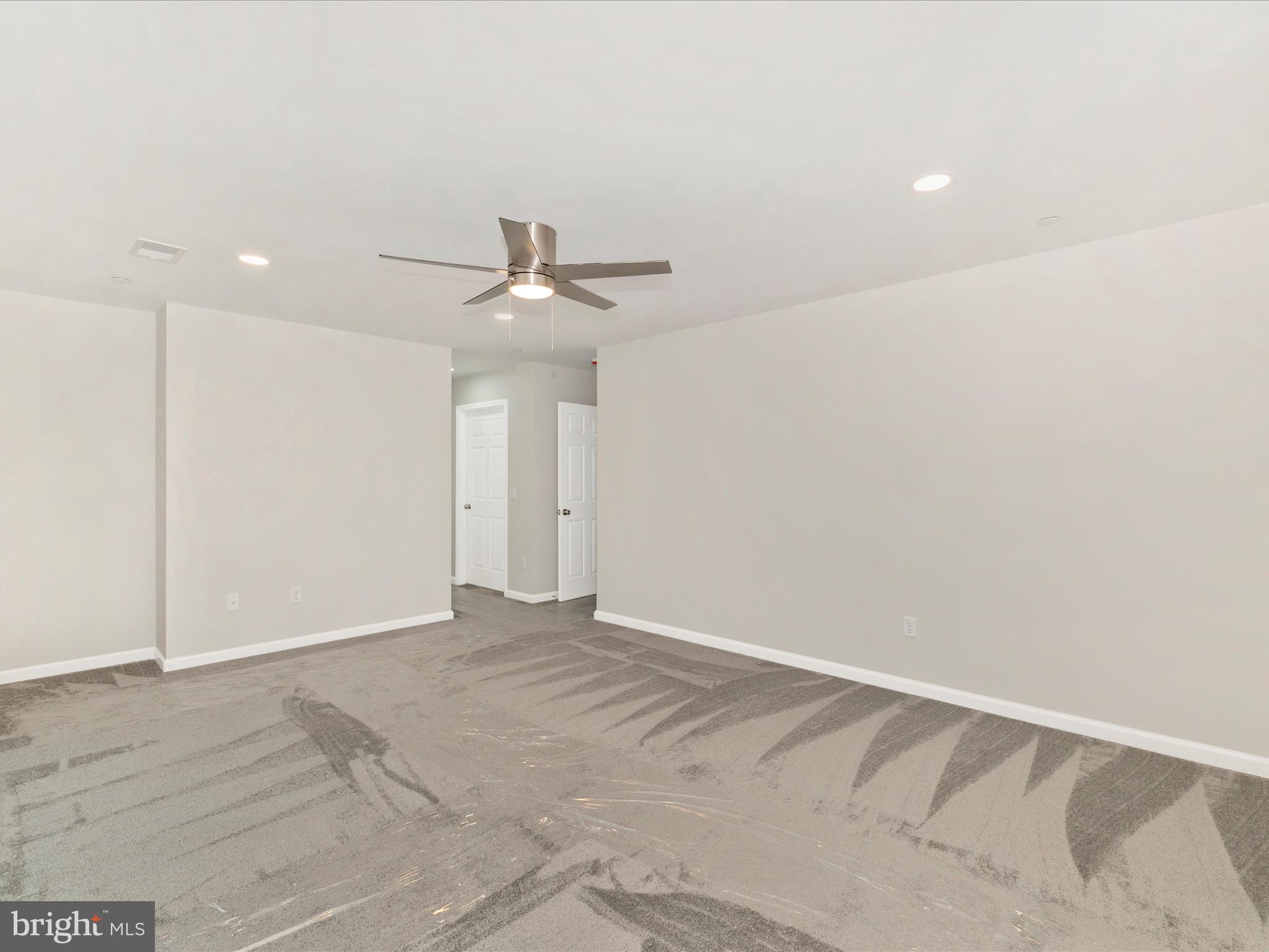 22420 Old Georgetown Road Smithsburg, MD 21783 - Photo 25 of 47 Primary Bedroom