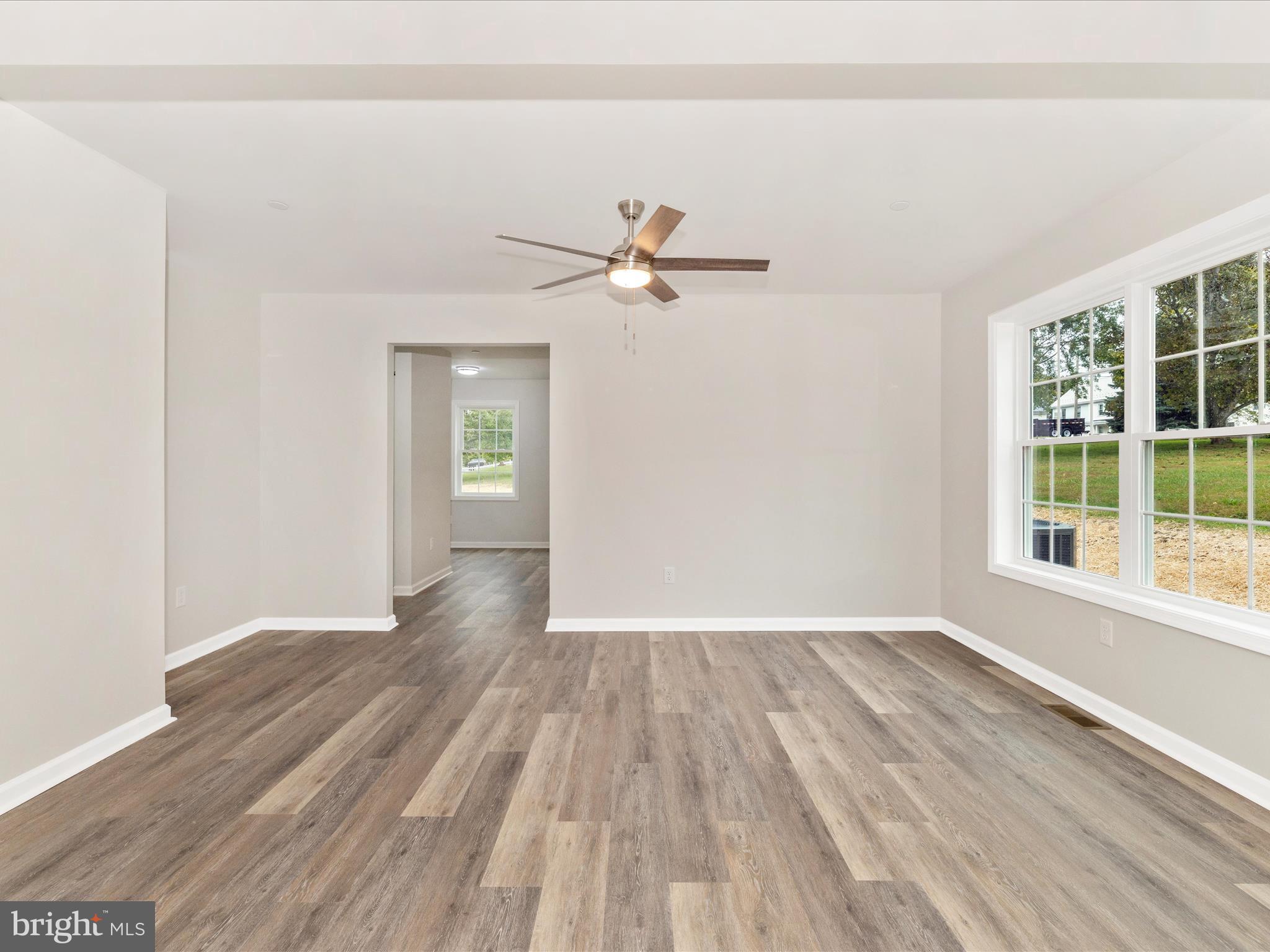 22420 Old Georgetown Road Smithsburg, MD 21783 - Photo 9 of 47 Dining Area