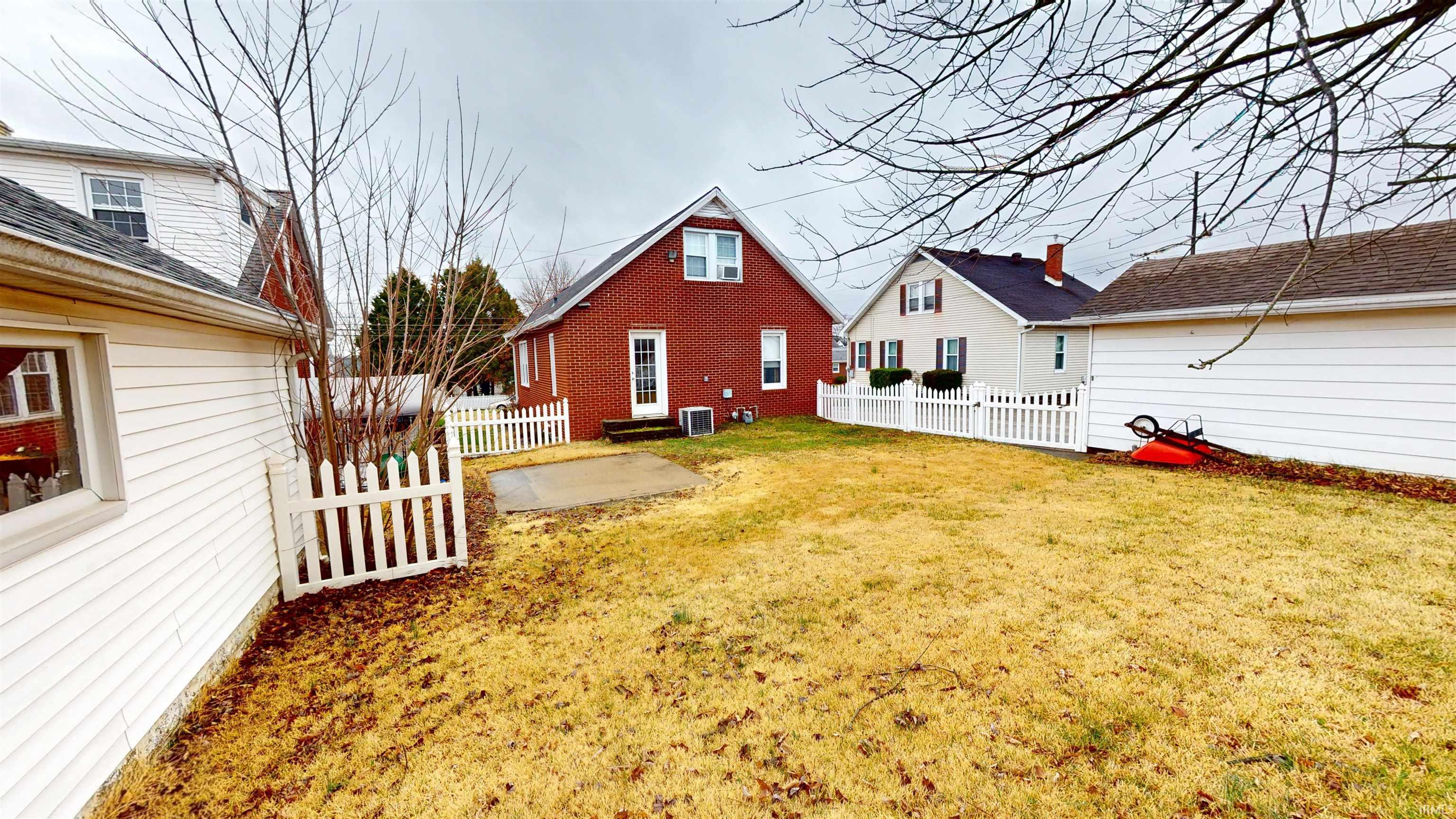 314 East 15th Street Jasper, IN 47546 - Photo 4 of 21