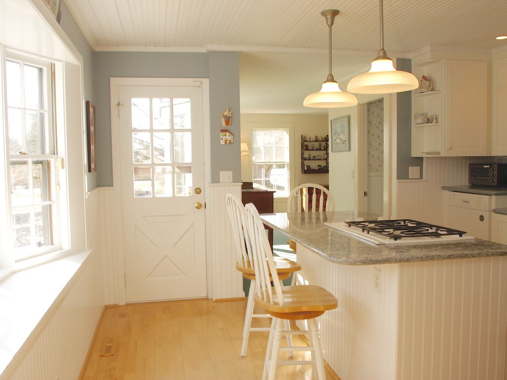 95 Old Street Road Peterborough, NH 03458 - Photo 5 of 26