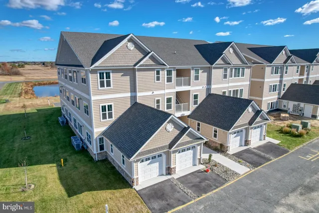 $308,900 | 4903 Pebble Lane, Unit J, Milford, DE 19963