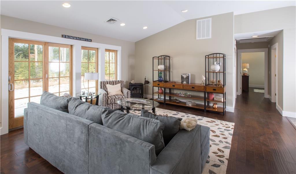 14 Eagle Point Road, Unit 12 Lincolnville, ME 04849 - Photo 3 of 24 Photo