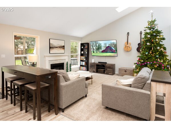 1230 Risden Place Eugene, OR 97404 - Photo 11 of 33 Gallery Image 11