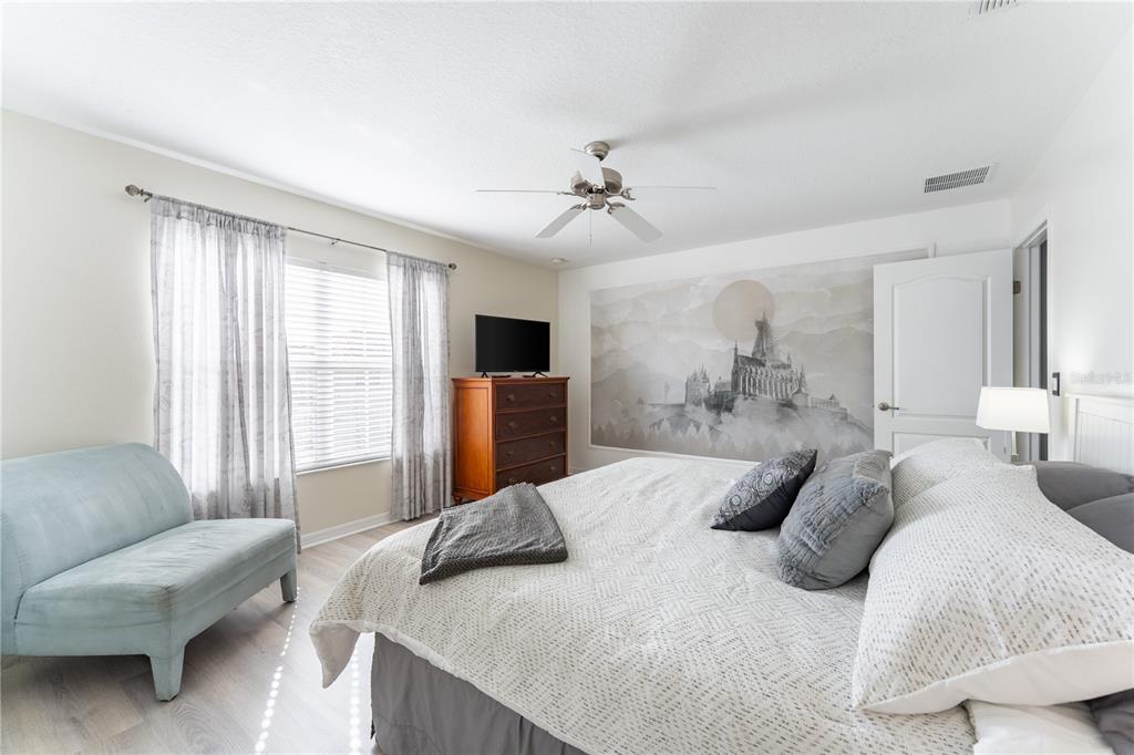 8963 Majesty Palm Road Kissimmee, FL 34747 - Photo 2 of 67