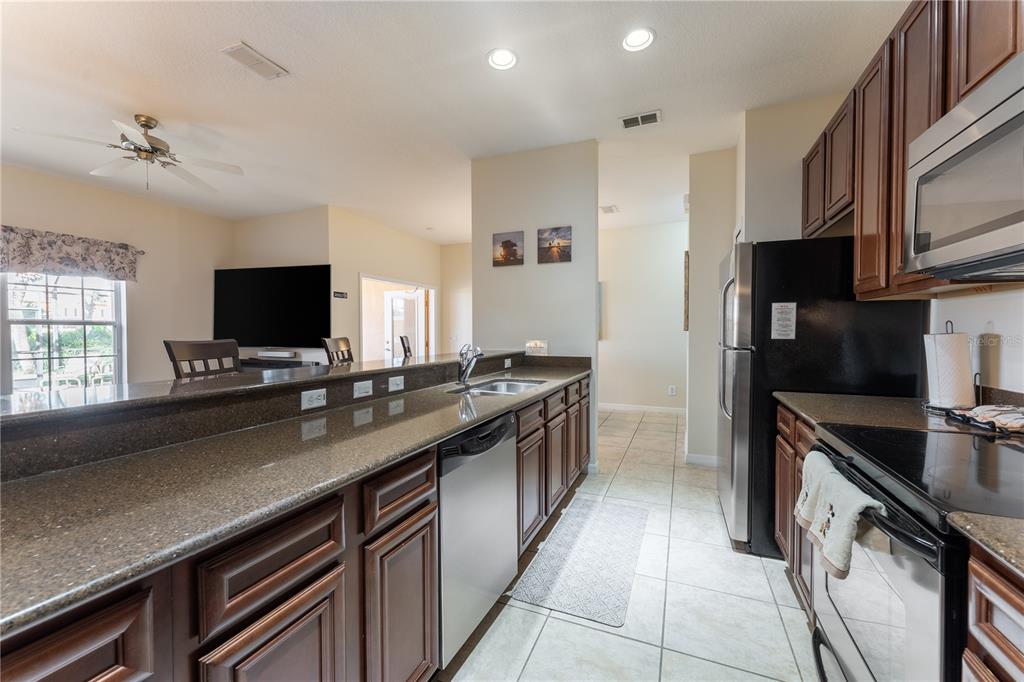 8963 Majesty Palm Road Kissimmee, FL 34747 - Photo 41 of 67