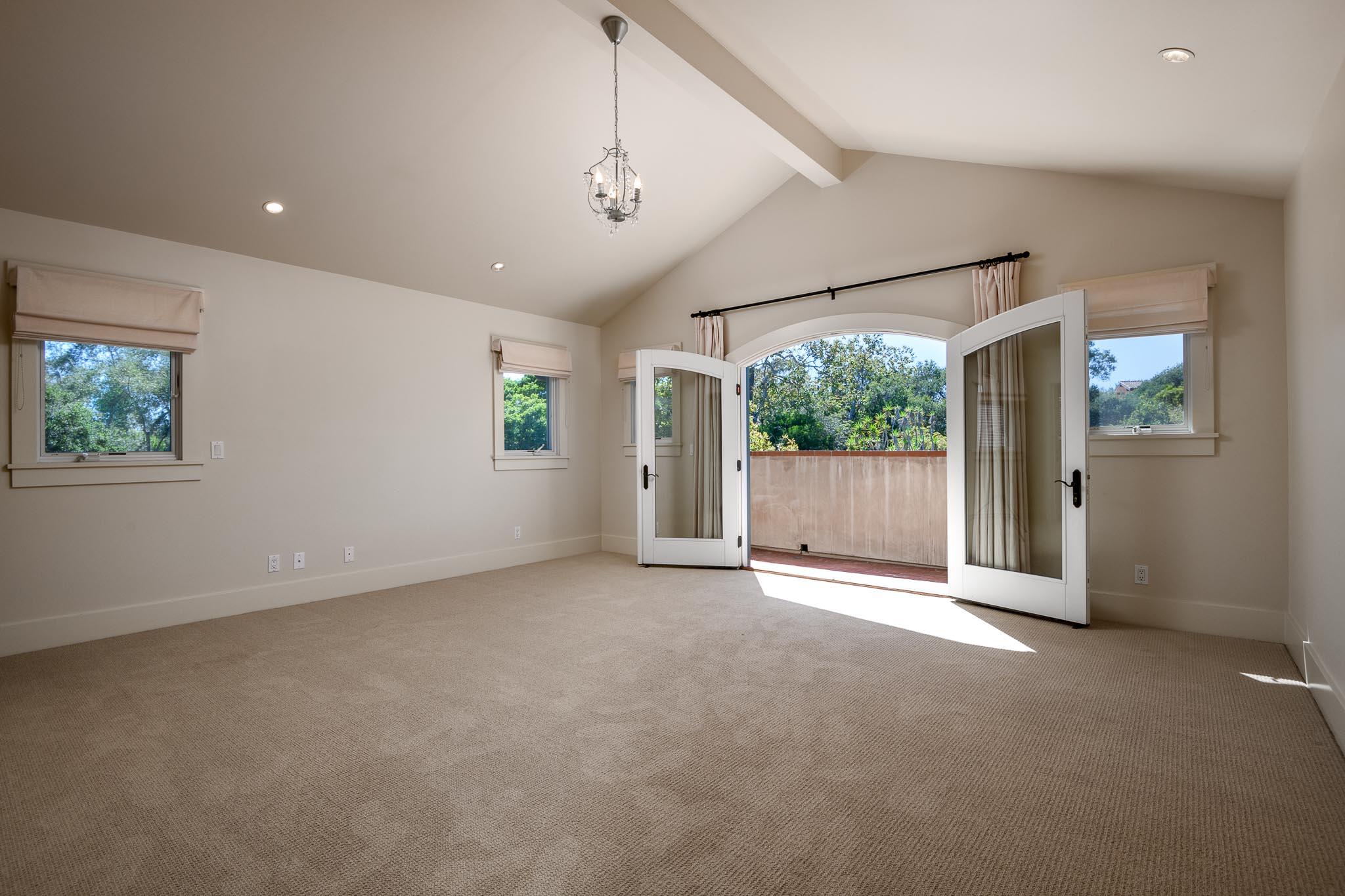 1517 East Valley Road, Unit B Montecito, CA 93108 - Photo 22 of 25 en view interior of the house with wooden floor