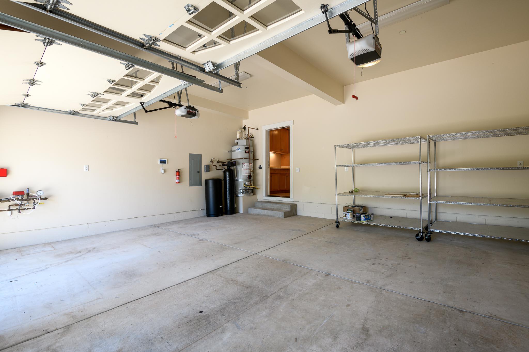 1517 East Valley Road, Unit B Montecito, CA 93108 - Photo 25 of 25 a view of a room with gym equipment