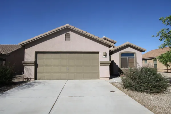 $1,800 | 14155 North Chaco Journey Avenue, Marana, AZ 85658