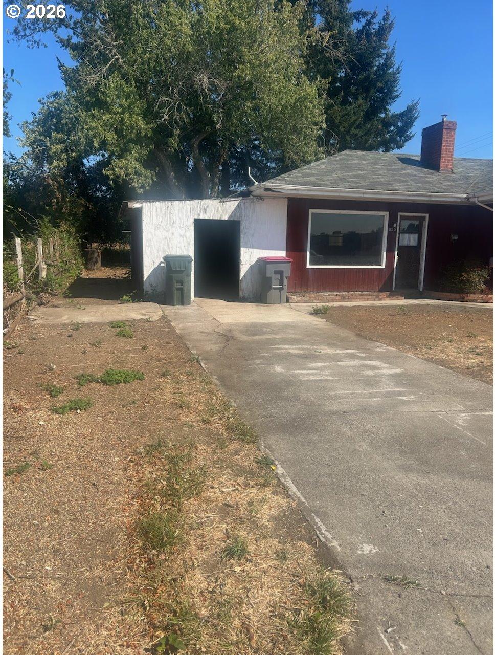 855 Southeast Sheridan Road Sheridan, OR 97378 - Photo 3 of 14 Gallery Image 3