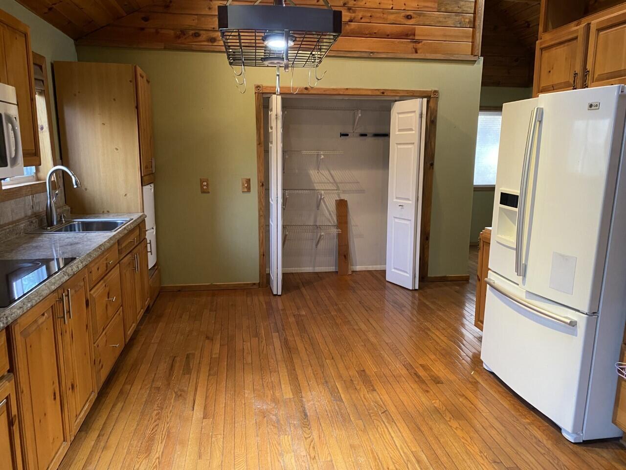 8495 Elevere Road Lachine, MI 49753 - Photo 8 of 29 Gallery Image 8