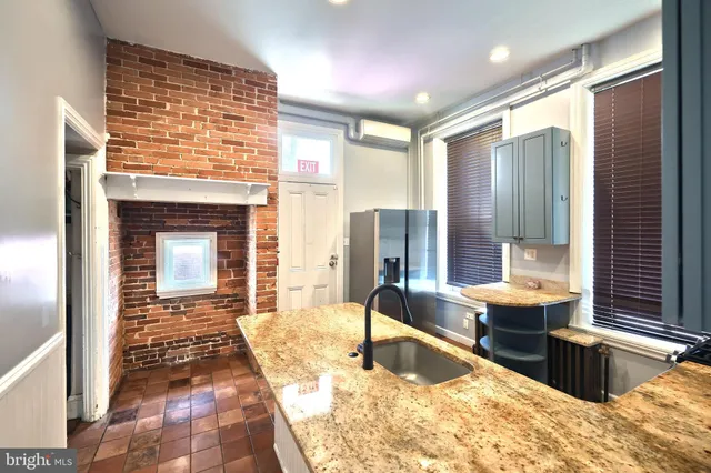 $489,900 | 115 Locust Street, Harrisburg, PA 17101