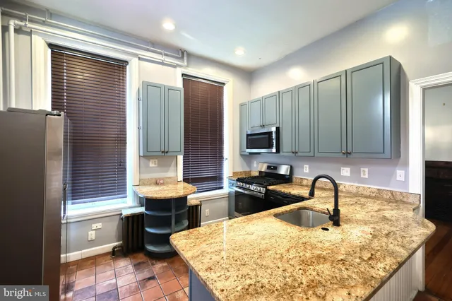 $489,900 | 115 Locust Street, Harrisburg, PA 17101