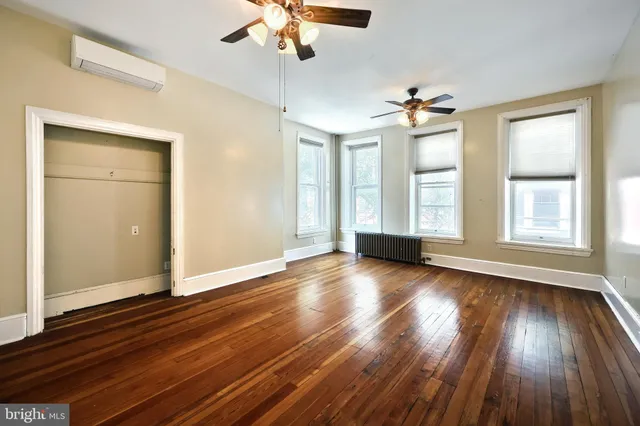 $489,900 | 115 Locust Street, Harrisburg, PA 17101