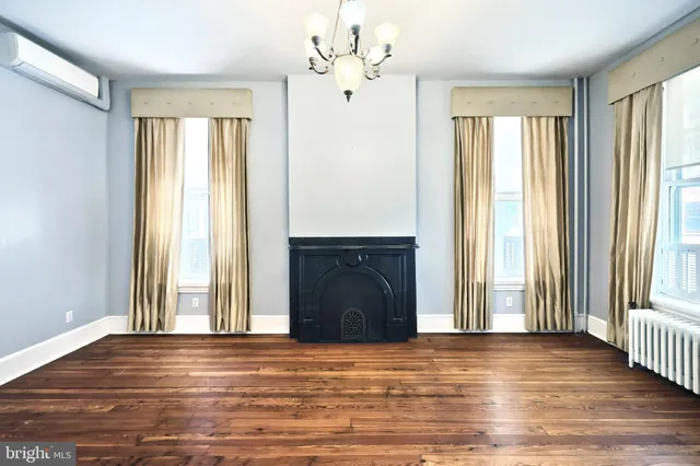 $489,900 | 115 Locust Street, Harrisburg, PA 17101