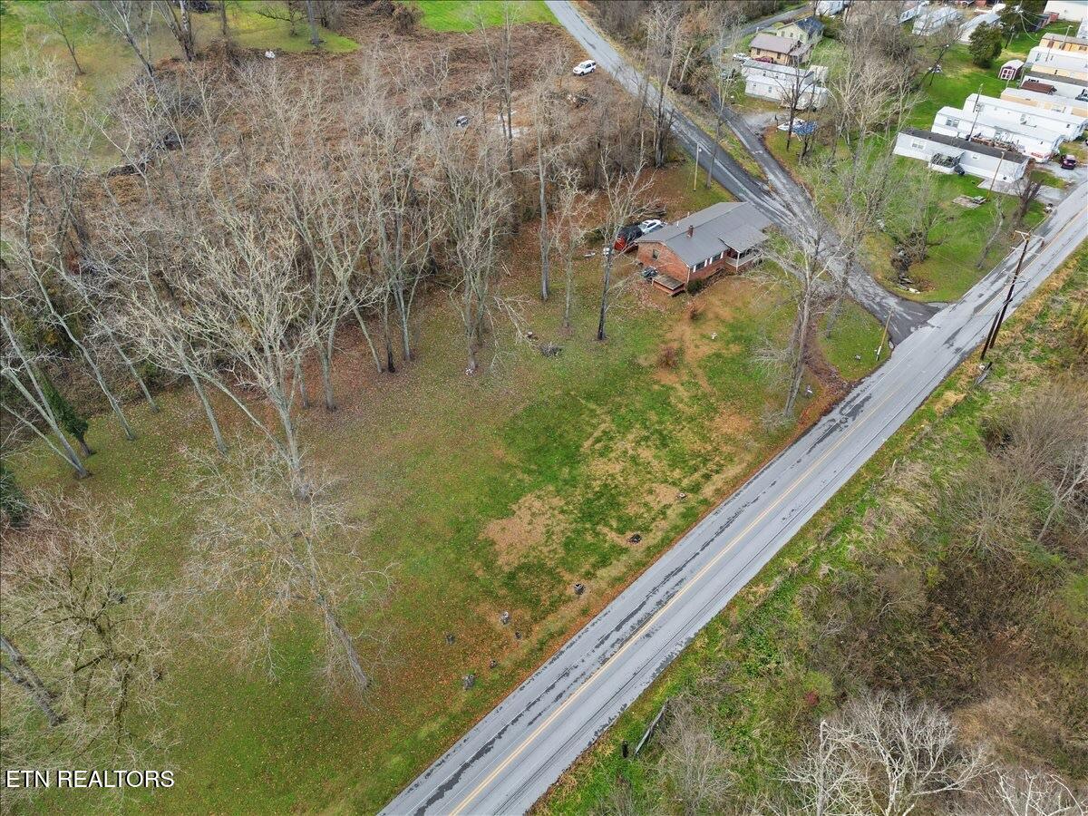 563 Washington Avenue Harrogate, TN 37752 - Photo 33 of 35 28-Aerial_012
