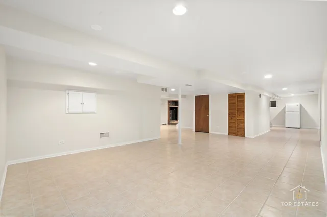 $649,900 | 13124 West Beaver Lake Drive, Homer Glen, IL 60491