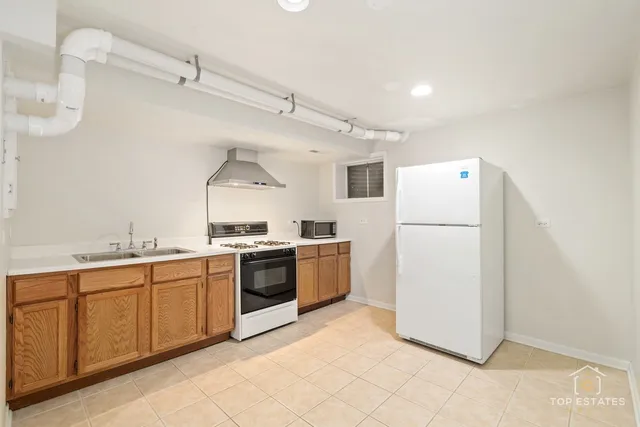 $649,900 | 13124 West Beaver Lake Drive, Homer Glen, IL 60491