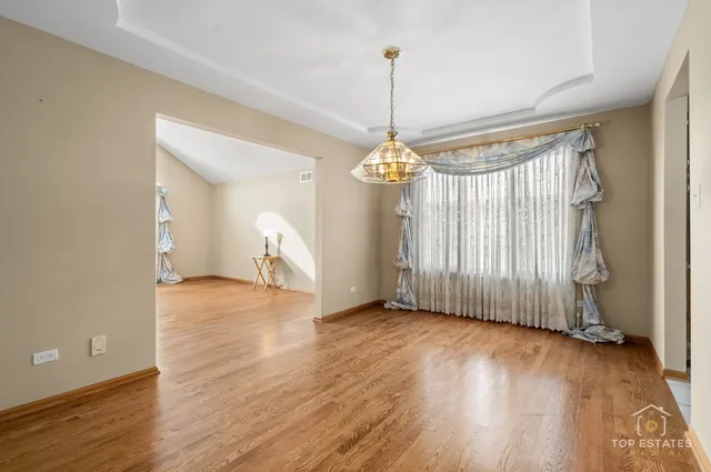 $649,900 | 13124 West Beaver Lake Drive, Homer Glen, IL 60491